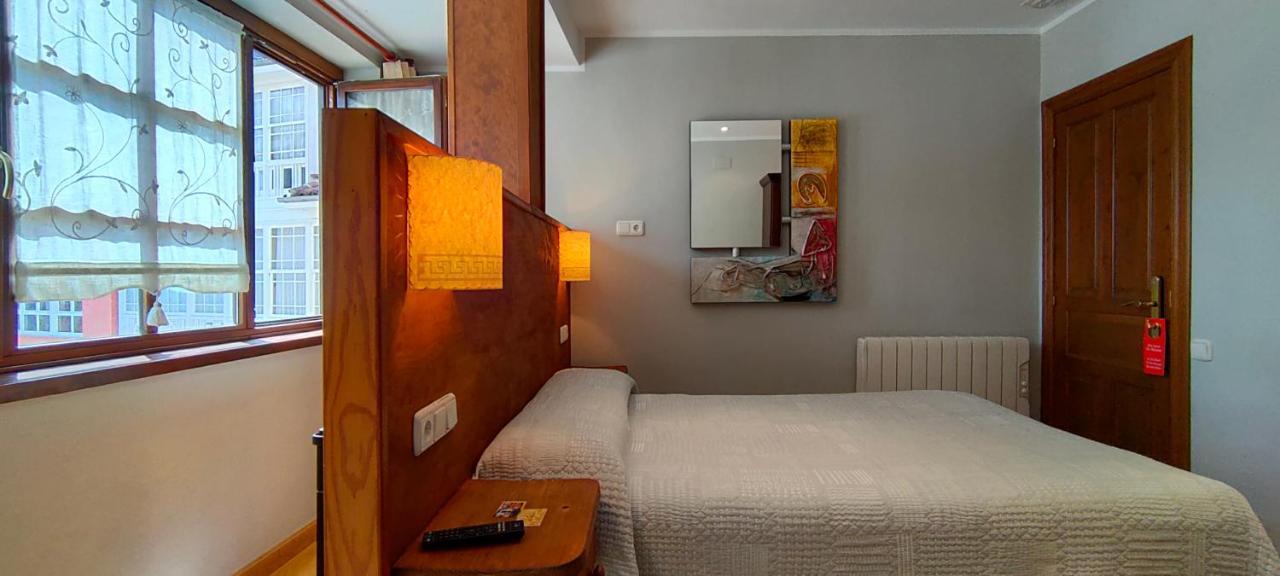 Hotel Rural La Plaza Caso Екстер'єр фото